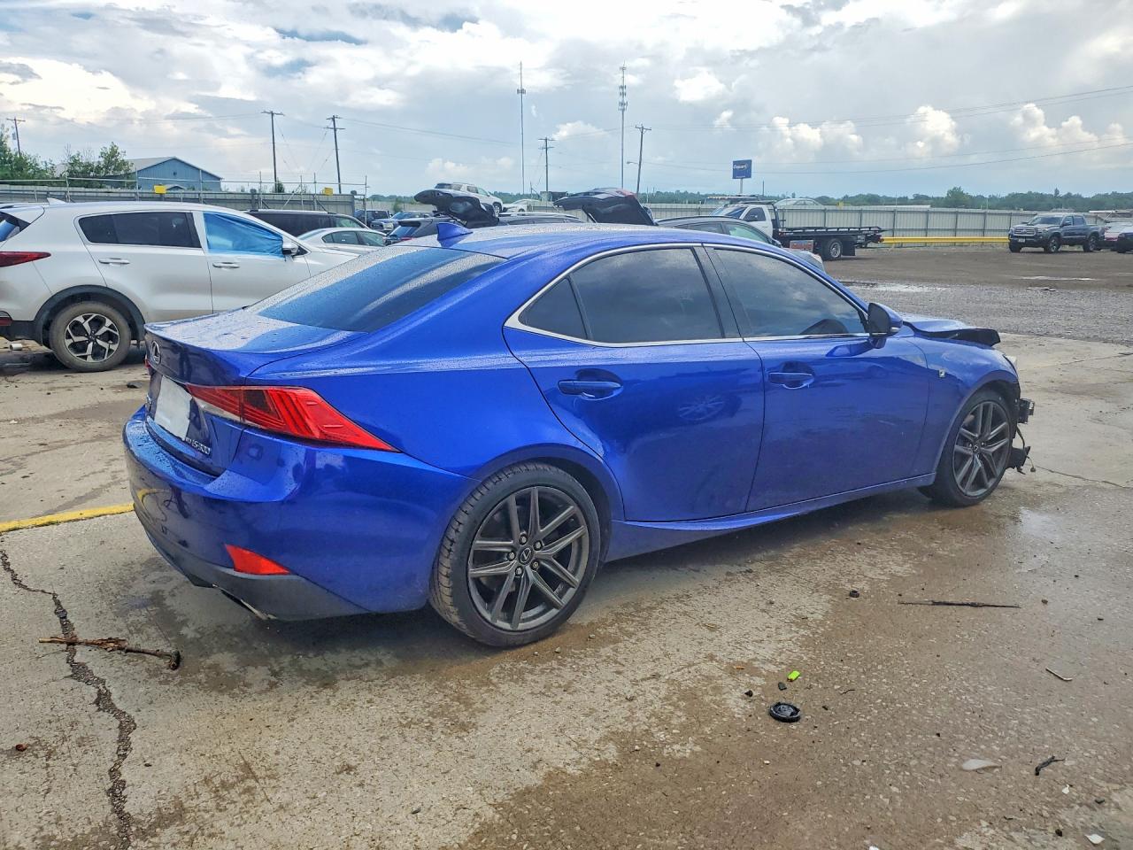 2017 Lexus Is VIN JTHCM1D29H5021140 COPART salvage auction — Front End, KY - CERT OF TITLE-SALVAGE, sold $2,050 on 2026-09-02 (photo 3)