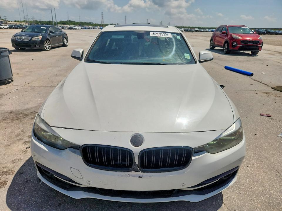 2017 BMW 3er VIN WBA8E1C52HK480041 COPART salvage auction — MINOR DENT/SCRATCHES, La - Permit To Sell (P), sold $1,850 on 2026-08-03 (photo 5)