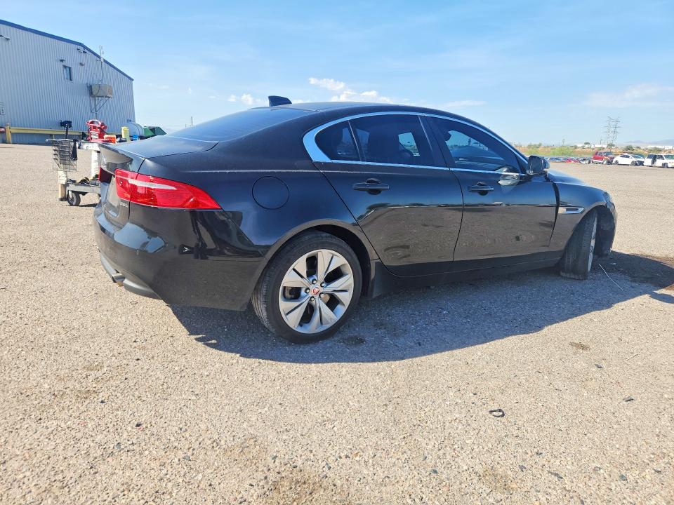 2018 Jaguar Xe VIN SAJAE4FX8JCP25638 COPART salvage auction — FRONT END, Az - Cert Of Title - Salvage, sold $899 on 2026-09-11 (photo 3)