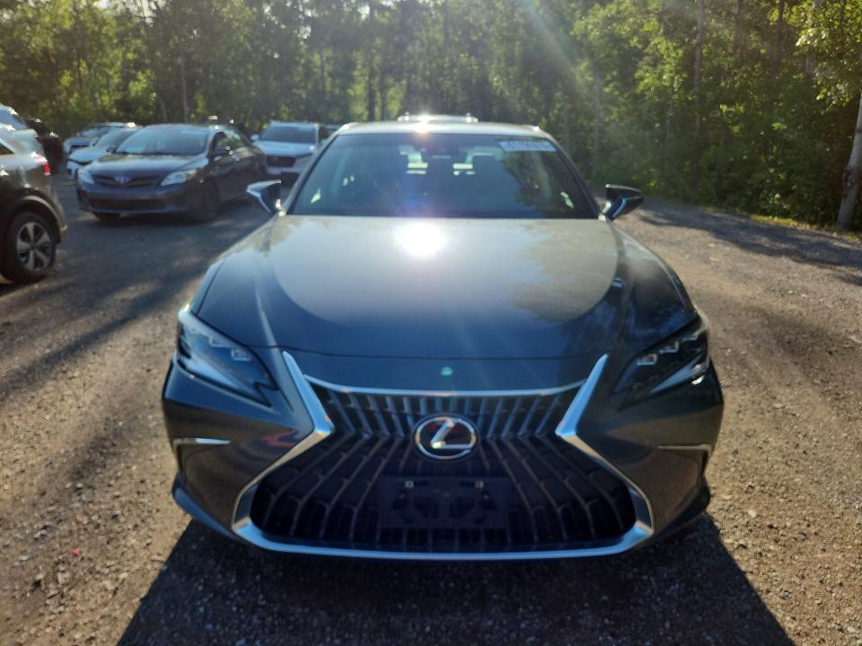 2024 Lexus ES VIN 58AFZ1B15RU162115 COPART salvage auction — REAR END, ON - PERMIT SALVAGE, sold $8,700 on 2026-07-30 (photo 5)