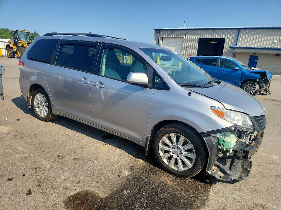 2011 Toyota Sienna VIN 5TDJK3DC4BS013452 COPART salvage auction — FRONT END, ME - CERT OF TITLE-SALVAGE COLLISIO (P), sold $4,550 on 2026-07-17 (photo 4)