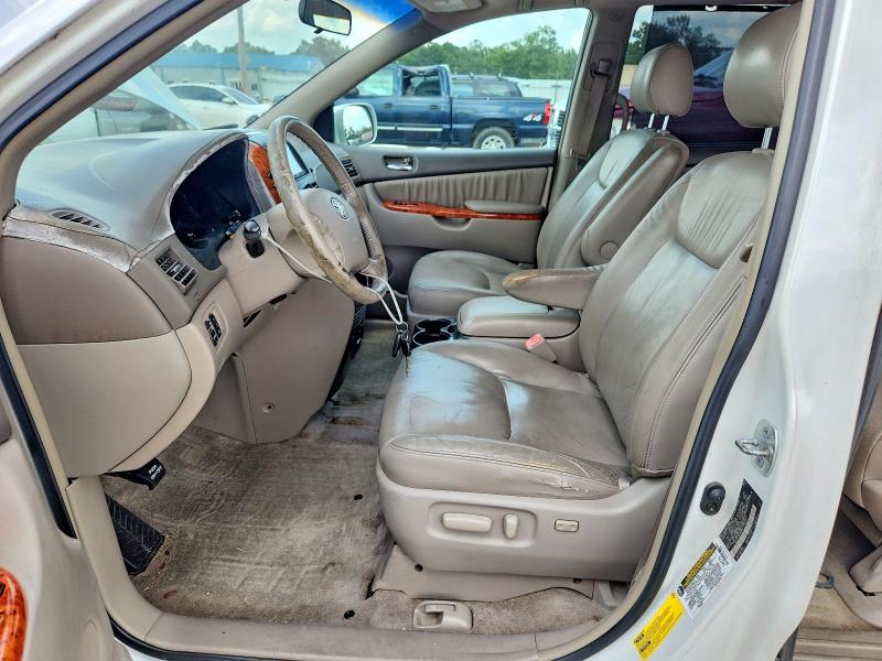 2006 Toyota Sienna VIN 5TDZA22C56S483269 COPART salvage auction — MINOR DENT/SCRATCHES, Fl - Certificate Of Title, sold $225 on 2026-07-30 (photo 7)
