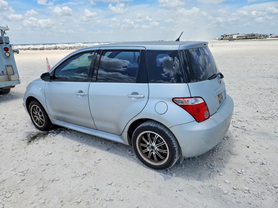 2006 Scion Xa VIN JTKKT624860163502 COPART salvage auction — NORMAL WEAR, TX - CERTIFICATE OF TITLE, sold $950 on 2026-07-16 (photo 2)