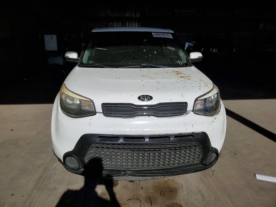 2014 Kia Soul VIN KNDJP3A56E7081032 COPART salvage auction — MINOR DENT/SCRATCHES, AZ - CERT OF TITLE-RESTORED SALVAGE, sold $225 on 2026-07-27 (photo 5)