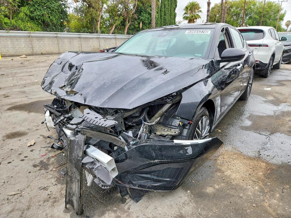 2025 Nissan Altima VIN 1N4BL4DV4SN432809 COPART salvage auction — FRONT END, Ca - Non-Repairable Vehicle Cert, sold $2,400 on 2026-08-03 (photo 1)