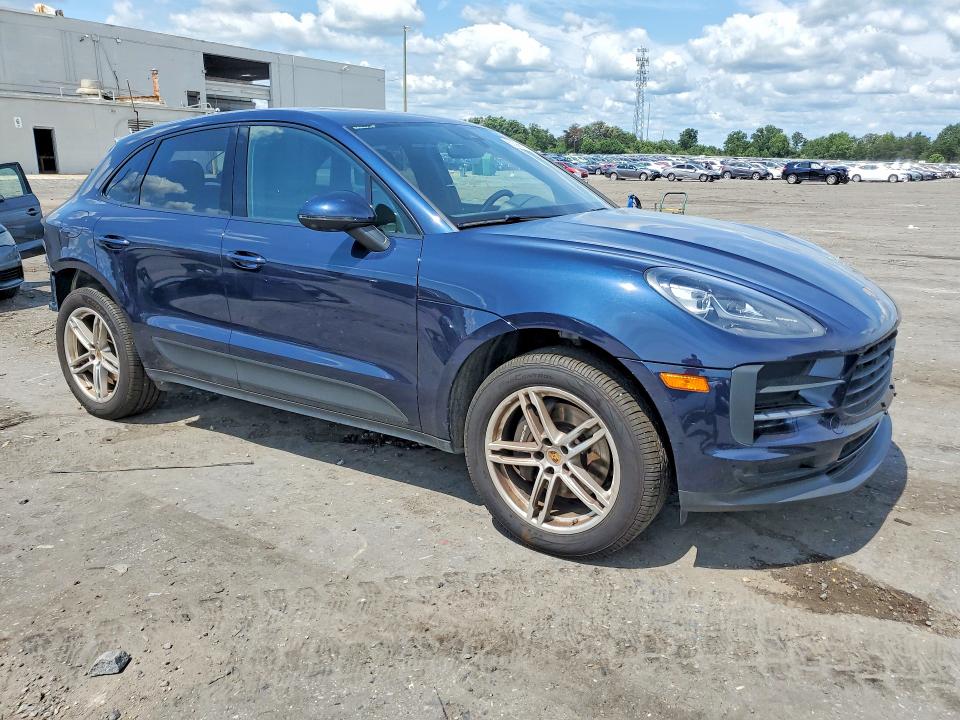 2021 Porsche Macan VIN WP1AA2A55MLB14201 COPART salvage auction — REAR END, Va - Cert Of Title - Salvage, sold $16,100 on 2026-08-19 (photo 4)