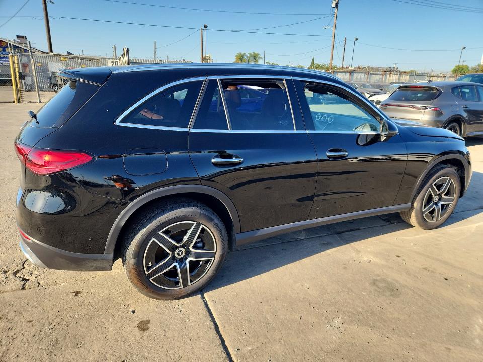 2026 Mercedes-benz Glc VIN W1NKM4GB8TF531565 COPART salvage auction — FRONT END, Ca - Dis/Dlr/Exp Only Clean Title, sold $28,750 on 2026-07-20 (photo 3)