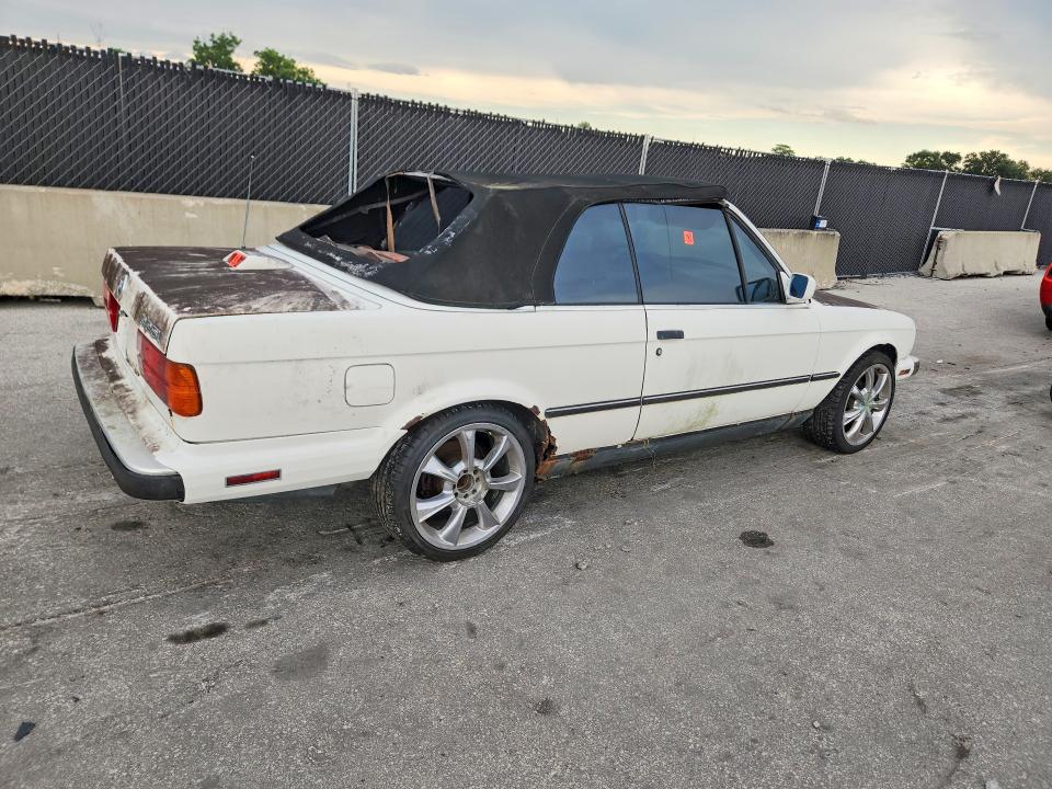 1987 BMW 3 series VIN WBABB2304H1943392 COPART salvage auction — ROOF, Fl - Certificate Of Title, sold $1,600 on 2026-07-30 (photo 3)