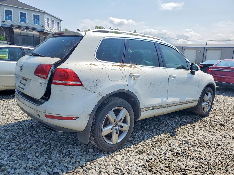 2013 Volkswagen Touareg VIN WVGEP9BP8DD011533 COPART salvage auction — MECHANICAL, Ma - Certificate Of Title, sold $912 on 2026-07-26 (photo 3)