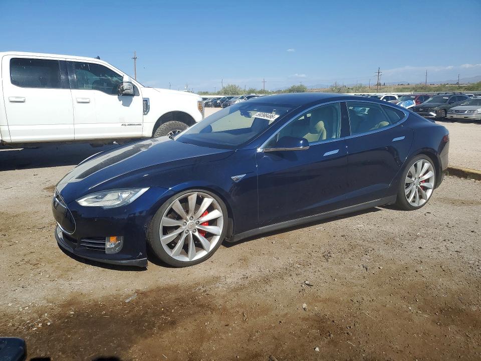 2015 Tesla Model s VIN 5YJSA1H21FFP69795 COPART salvage auction — MINOR DENT/SCRATCHES, Az - Certificate Of Title, sold $1,300 on 2026-07-31 (photo 1)