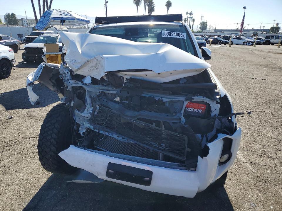 2020 Toyota 4runner VIN JTEBU5JR4L5781633 COPART salvage auction — FRONT END, Ca - Salvage Certificate, sold $6,800 on 2026-07-17 (photo 5)