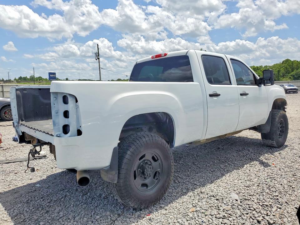 2013 Gmc SIERRA VIN 1GT12ZC89DF105305 COPART salvage auction — FRONT END, Al - Cert Of Title-Rebuilt (P), sold $1,900 on 2026-07-28 (photo 3)
