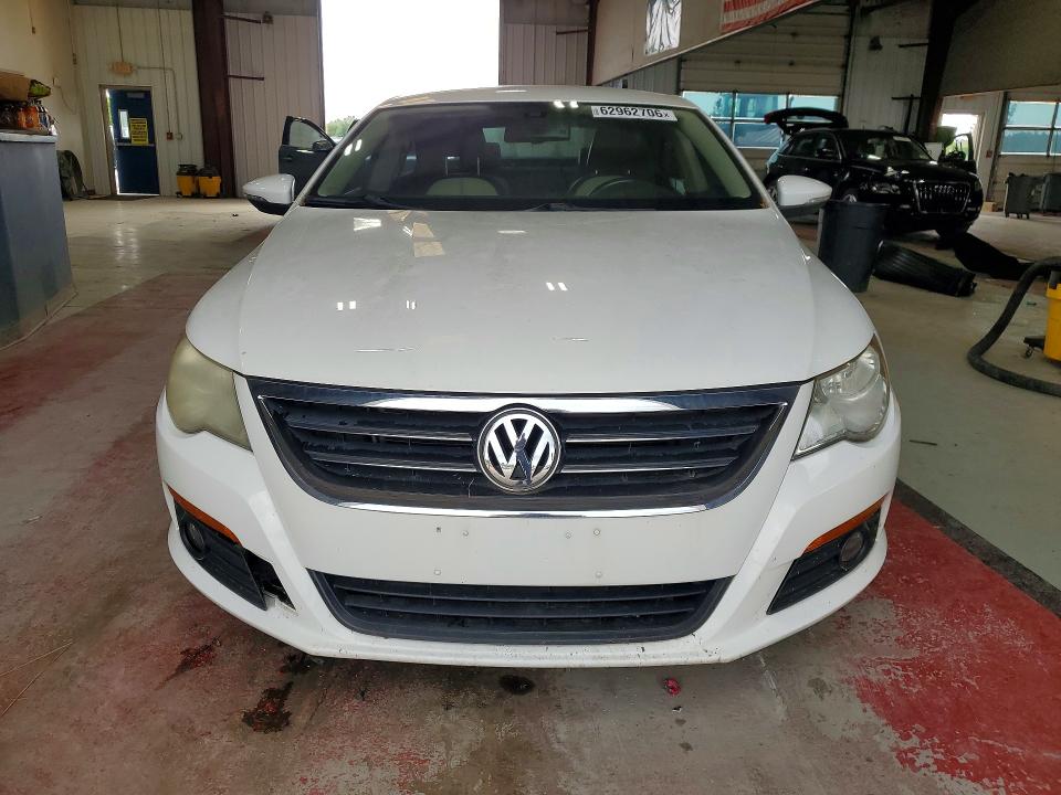2010 Volkswagen Cc VIN WVWMP7AN3AE549678 COPART salvage auction — MECHANICAL, Fl - Cert Of Title Slvg Rebuildable (P), sold $300 on 2026-08-10 (photo 5)