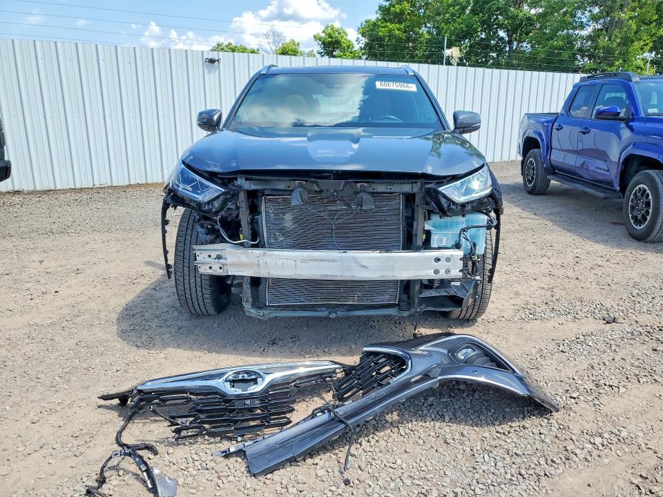 2022 Toyota Highlander VIN 5TDFZRAH7NS122528 COPART salvage auction — FRONT END, NY - MV-907A SALVAGE CERTIFICATE, sold $24,400 on 2026-07-13 (photo 5)