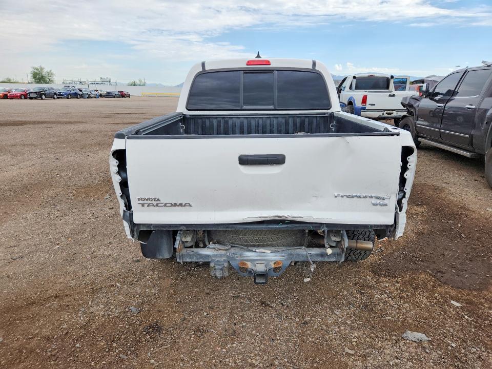 2015 Toyota Tacoma VIN 5TFJU4GN3FX072747 COPART salvage auction — REAR END, AZ - CERT OF TITLE - SALVAGE, sold $3,100 on 2026-07-24 (photo 6)