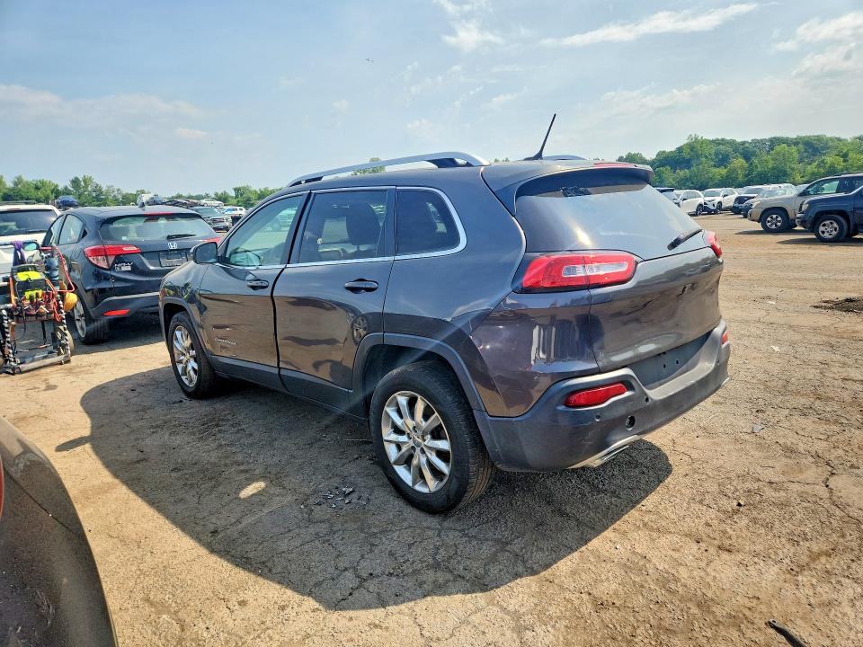 2015 Jeep Cherokee VIN 1C4PJMDS2FW654079 COPART salvage auction — MINOR DENT/SCRATCHES, Mt - Dealer Only Clean Title, sold $750 on 2026-07-31 (photo 2)