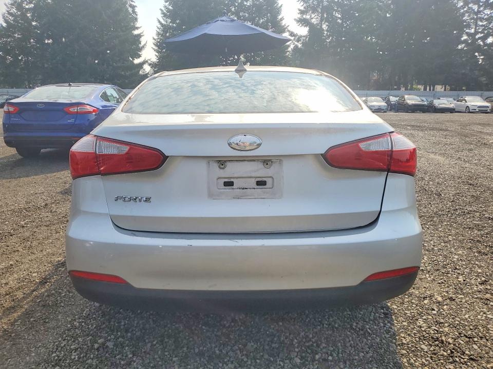 2014 Kia Forte VIN KNAFX4A68E5217416 COPART salvage auction — FRONT END, Wa - Bill Of Sale, sold $425 on 2026-07-24 (photo 6)