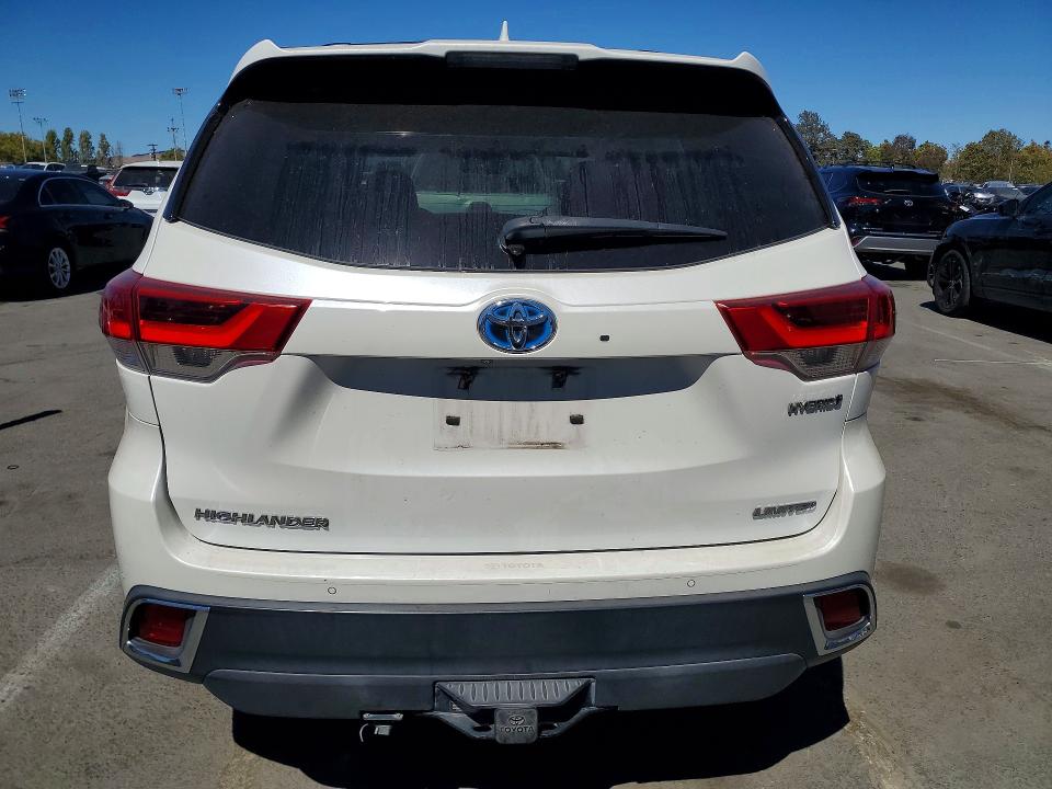 2017 Toyota Highlander VIN 5TDDGRFH2HS023366 COPART salvage auction — FRONT END, CA - SALVAGE CERTIFICATE, sold $5,200 on 2026-07-31 (photo 6)
