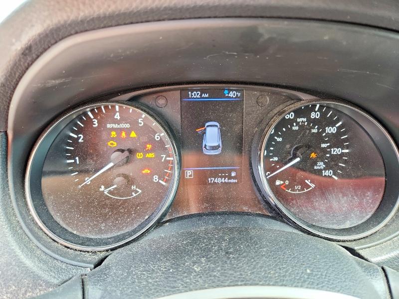 2018 Nissan Rogue VIN KNMAT2MTXJP524101 COPART salvage auction — FRONT END, Salvage Title, sold $600 on 2026-07-21 (photo 9)