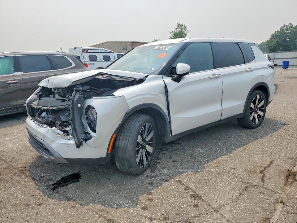 2025 Mitsubishi Outlander VIN JA4J4VA84SZ019329 COPART salvage auction — FRONT END, Ky - Certificate Of Title (P), sold $9,900 on 2026-07-20 (photo 1)