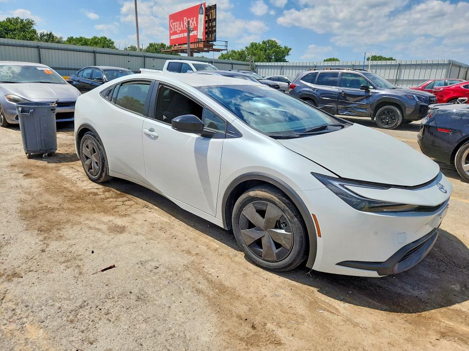 2025 Toyota Prius VIN JTDACAAU7S3055372 COPART salvage auction — WATER/FLOOD, Fl - Cert Of Title-Slvg Rebld Flood, sold $5,300 on 2026-07-22 (photo 4)