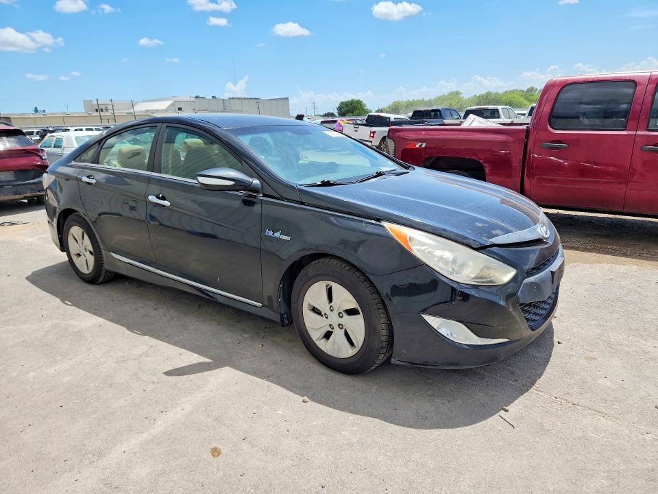 2014 Hyundai Sonata VIN KMHEC4A45EA115132 COPART salvage auction — MINOR DENT/SCRATCHES, Tx - Certificate Of Title, sold $325 on 2026-07-29 (photo 4)