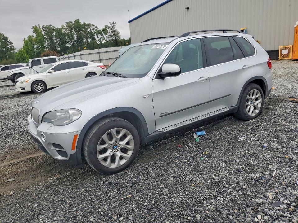 2013 BMW X5 VIN 5UXZV4C5XD0B06938 COPART salvage auction — MINOR DENT/SCRATCHES, Sc - Certificate Of Title, sold $1,200 on 2026-07-27 (photo 1)