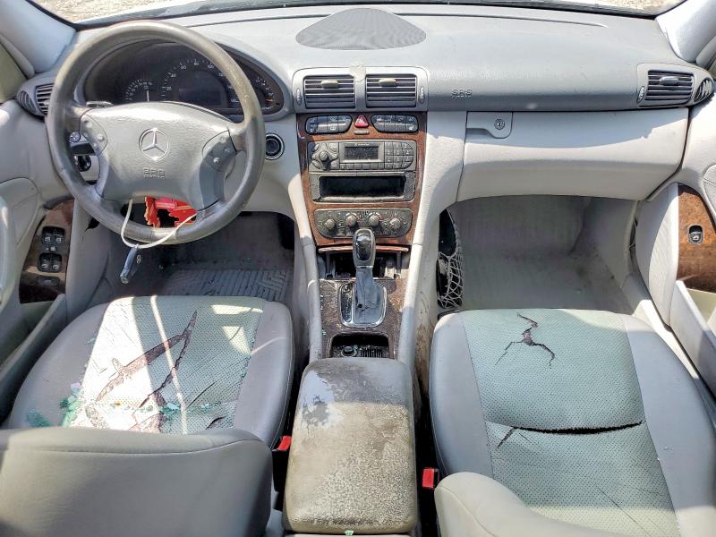 2004 Mercedes-benz C class VIN WDBRF61J04F549263 COPART salvage auction — SIDE, Md - Cert Of Salvage > 75% Damage, sold $300 on 2026-07-13 (photo 8)