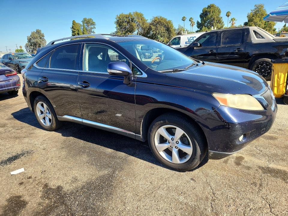 2010 Lexus Rx VIN JTJZK1BA3A2001417 COPART salvage auction — MINOR DENT/SCRATCHES, Ca - Dis/Dlr/Exp Only Clean Title, sold $2,550 on 2026-07-14 (photo 4)