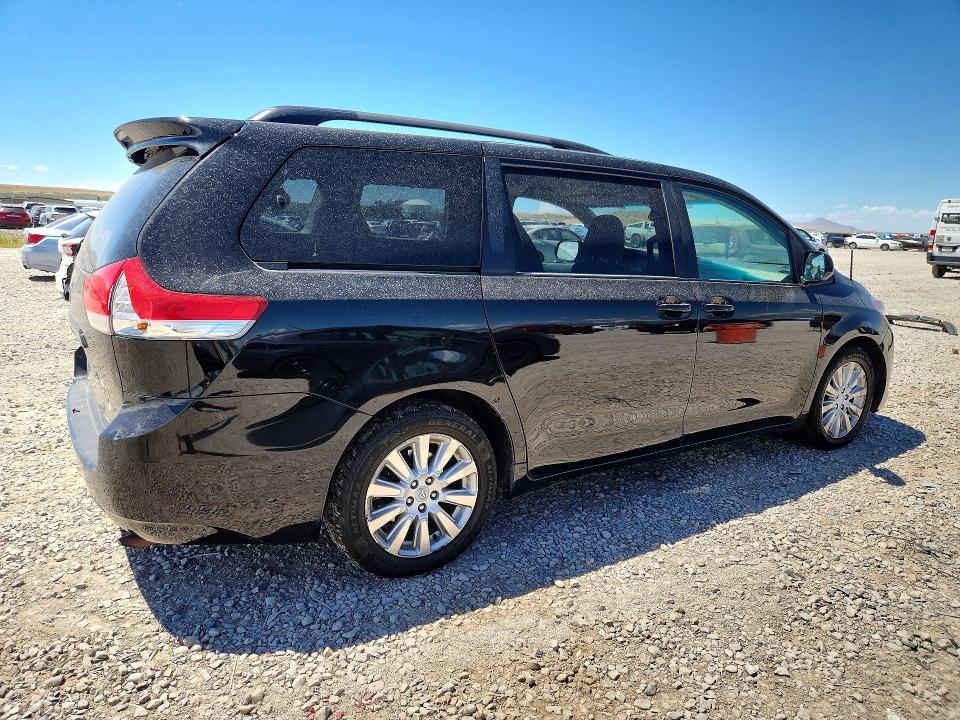 2012 Toyota Sienna VIN 5TDJK3DCXCS040740 COPART salvage auction — MINOR DENT/SCRATCHES, UT - CERTIFICATE OF TITLE, sold $150 on 2026-07-21 (photo 3)