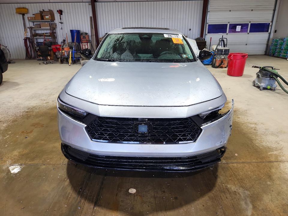 2026 Honda Accord VIN 1HGCY1F40TA043310 COPART salvage auction — FRONT END, Pa - Cert Of Title, sold $10,500 on 2026-08-03 (photo 5)