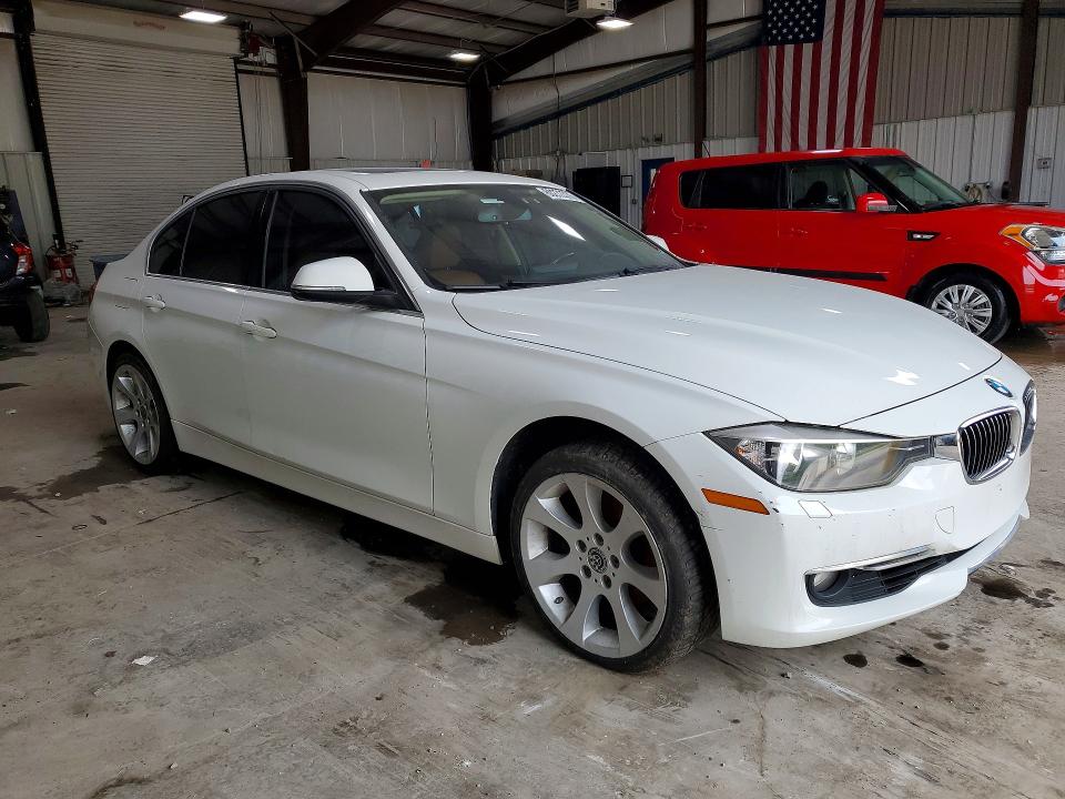 2013 BMW 3er VIN WBA3B5C59DF595359 COPART salvage auction — MINOR DENT/SCRATCHES, Pa - Cert Of Title (P), sold $500 on 2026-07-20 (photo 4)