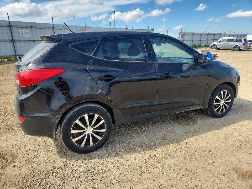 2011 Hyundai Tucson VIN KM8JT3AC3BU257814 COPART salvage auction — FRONT END, AB - BOS - SALVAGE, sold $150 on 2026-07-16 (photo 3)