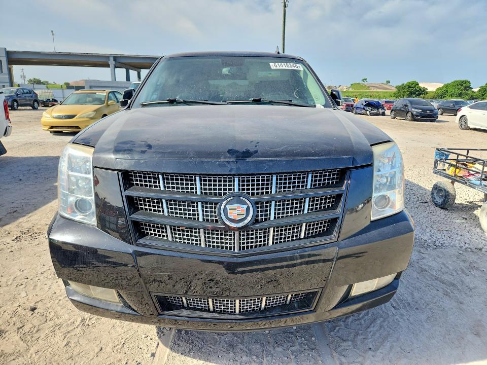 2013 Cadillac Escalade VIN 1GYS3CEF8DR137844 COPART salvage auction — MECHANICAL, Fl - Certificate Of Title, sold $1,700 on 2026-07-28 (photo 5)