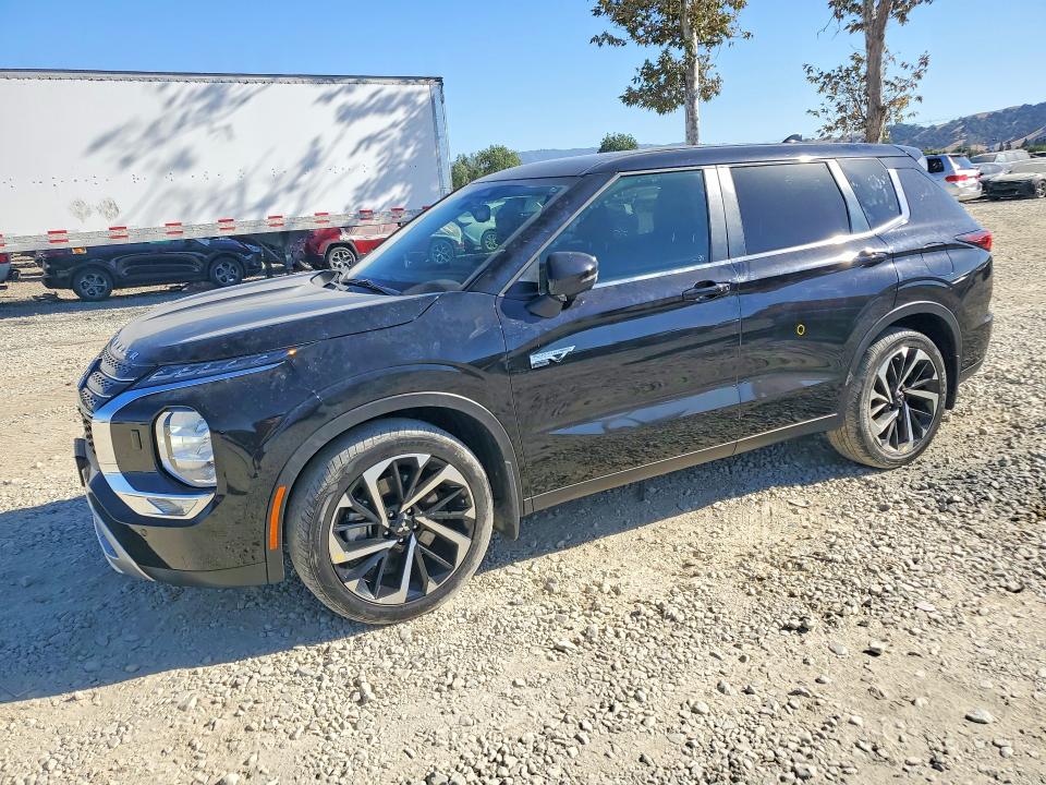 2023 Mitsubishi Outlander VIN JA4T5UA94PZ060074 — COPART salvage auction photo