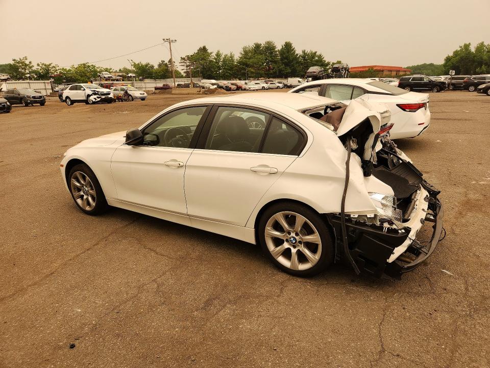 2015 BMW 3er VIN WBA3B9G55FNR93954 COPART salvage auction — REAR END, Ct - Cert Of Title-Salvage, sold $2,550 on 2026-08-07 (photo 2)