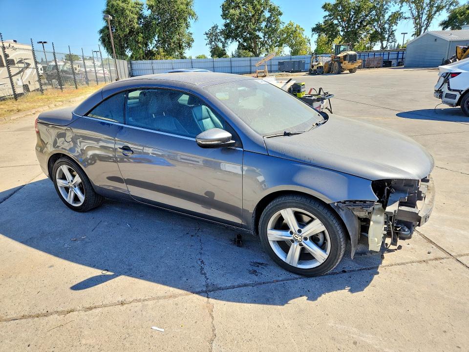2012 Volkswagen Eos VIN WVWFW7AH2CV002829 COPART salvage auction — FRONT END, Ca - Salvage Certificate, sold $425 on 2026-08-10 (photo 4)