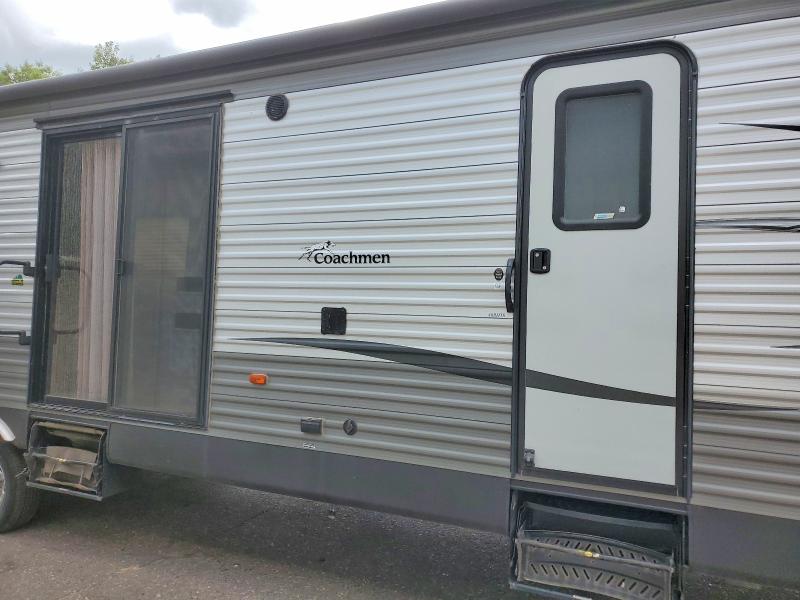 2019 Foresriver VIN 5ZT2CA5B3KX013141 COPART salvage auction — HAIL, MN - CERT OF TITLE-SALVAGE, sold $2,600 on 2026-09-03 (photo 6)