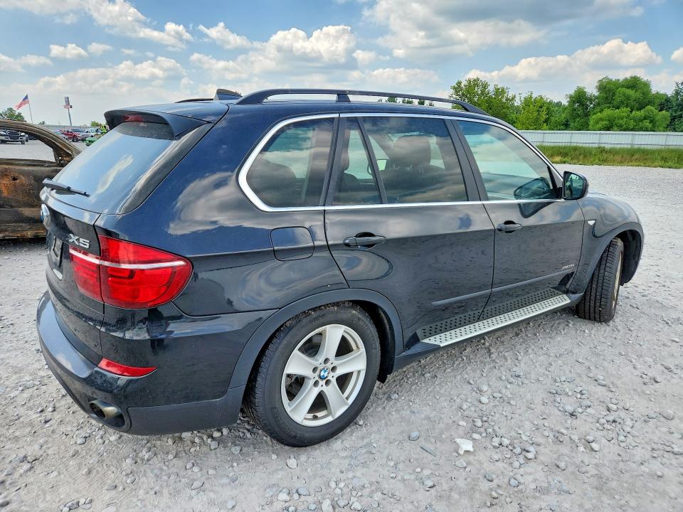 2013 BMW X5 VIN 5UXZW0C56D0B93632 COPART salvage auction — NORMAL WEAR, Mi - Dealer Only Clean Title, sold $800 on 2026-07-23 (photo 3)