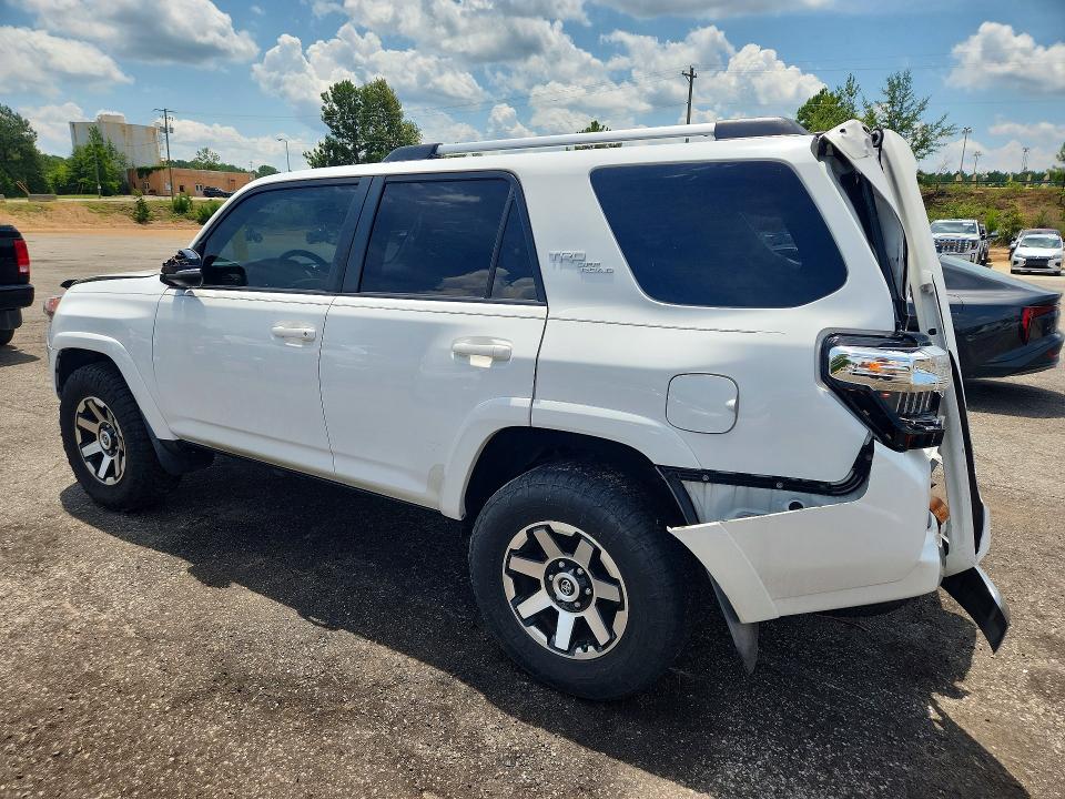 2017 Toyota 4runner VIN JTEBU5JR5H5445027 COPART salvage auction — REAR END, Salvage Title, sold $2,900 on 2026-07-24 (photo 2)