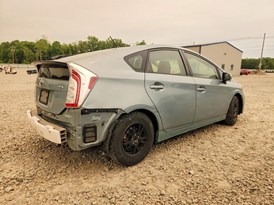 2014 Toyota Prius VIN JTDKN3DU6E1789653 COPART salvage auction — REAR END, NH - CERT OF TITLE-REBUILT VEHICLE, sold $2,950 on 2026-07-23 (photo 3)