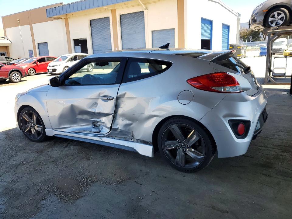 2015 Hyundai Veloster VIN KMHTC6AEXFU225153 COPART salvage auction — SIDE, Mt - Dis/Dlr/Exp Only Clean Title, sold $30 on 2026-07-28 (photo 2)