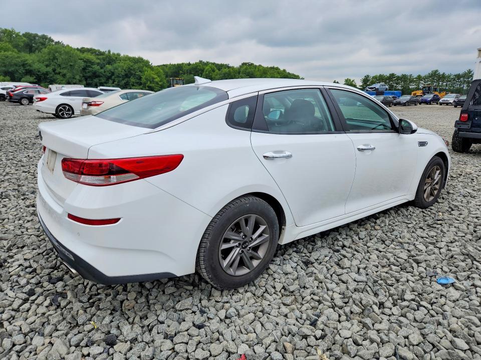 2020 Kia Optima VIN 5XXGT4L37LG384204 COPART salvage auction — MINOR DENT/SCRATCHES, NJ - CERTIFICATE OF TITLE, sold $3,550 on 2026-07-23 (photo 3)