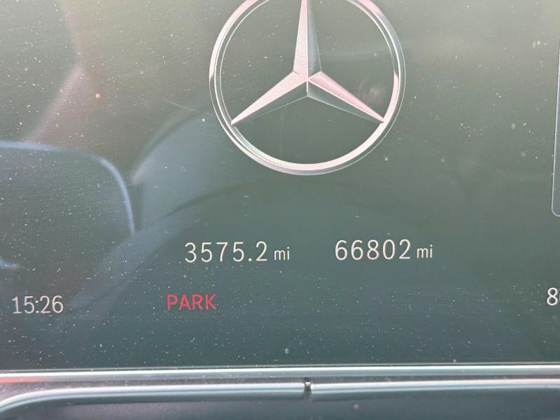 2022 Mercedes-benz S-klasse VIN W1K6G7GB3NA106035 COPART salvage auction — MINOR DENT/SCRATCHES, Salvage Title, sold $48,500 on 2026-07-30 (photo 9)
