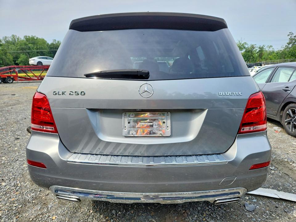2015 Mercedes-benz Glk-klasse VIN WDCGG0EBXFG374694 COPART salvage auction — MINOR DENT/SCRATCHES, Md - Cert Of Salvage > 75% Damage, sold $3,500 on 2026-07-24 (photo 6)