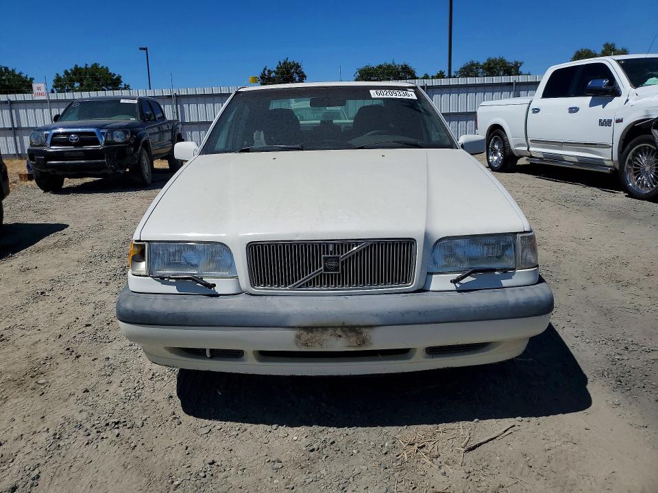 1995 Volvo 850 VIN YV1LS5715S1245810 COPART salvage auction — FRONT END, CA - DIS/DLR/EXP ONLY CLEAN TITLE (P), sold $250 on 2026-08-25 (photo 5)