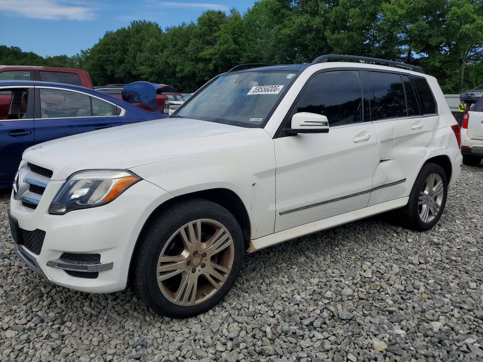 2015 Mercedes-benz VIN WDCGG8JB7FG364824 COPART salvage auction — SIDE, Ma - Cert Of Title-Reconstrctd Coll, sold $4,050 on 2026-08-20 (photo 1)