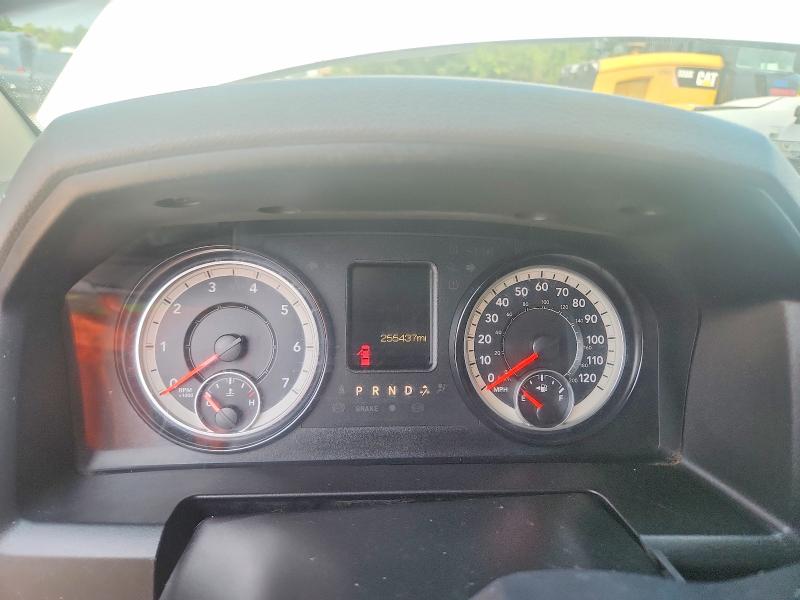 2017 Ram 3500 VIN 3C63R3CJ9HG762301 COPART salvage auction — NORMAL WEAR, Ky - Certificate Of Title, sold $1,850 on 2026-08-03 (photo 9)