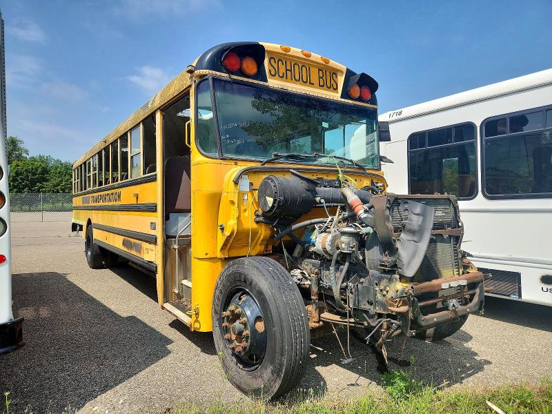 2007 Intl VIN 4DRBUAFN07B410507 COPART salvage auction — STRIPPED, MI - CERT OF TITLE-MUNICIPAL, sold $1,050 on 2026-07-28 (photo 1)