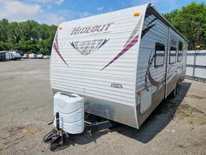 2013 Keystone rv . VIN 4YDT27D2XD7201457 COPART salvage auction — WATER/FLOOD, IL - SALVAGE CERT-FLOOD, sold $850 on 2026-08-27 (photo 2)